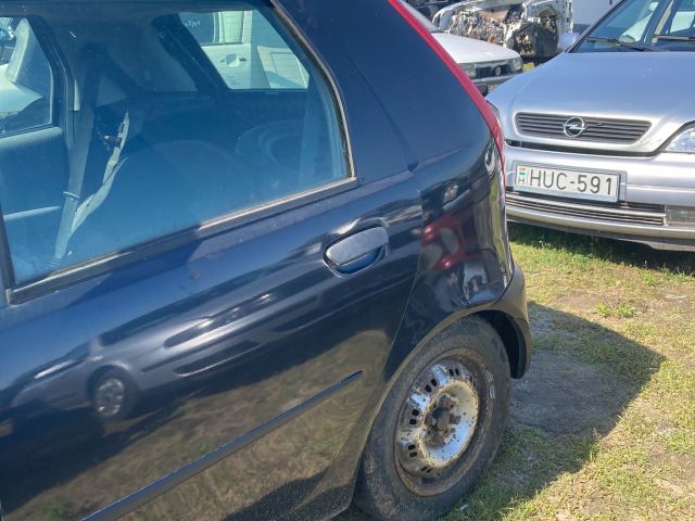 bontott FIAT PUNTO II Hátsó Ablakmosó Fúvóka