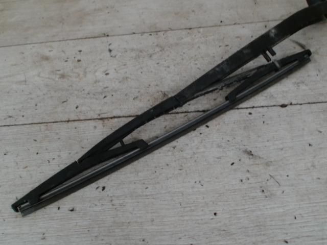 bontott FIAT PUNTO II Hátsó Ablaktörlő Kar