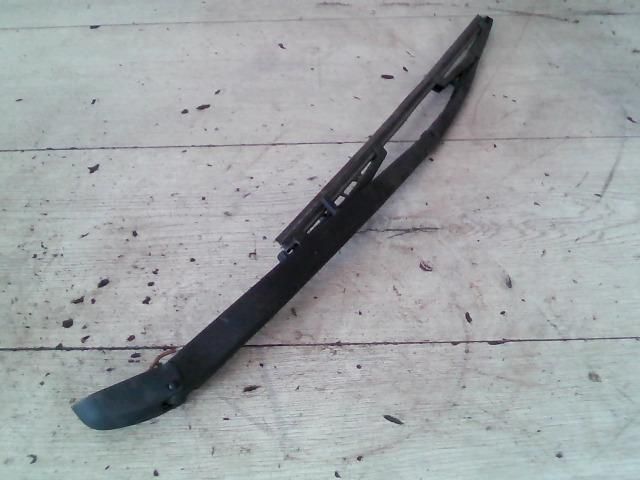 bontott FIAT PUNTO II Hátsó Ablaktörlő Kar