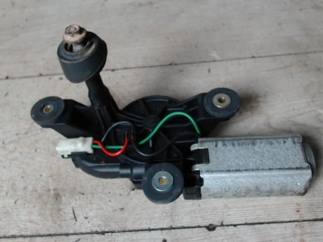 bontott FIAT PUNTO II Hátsó Ablaktörlő Motor