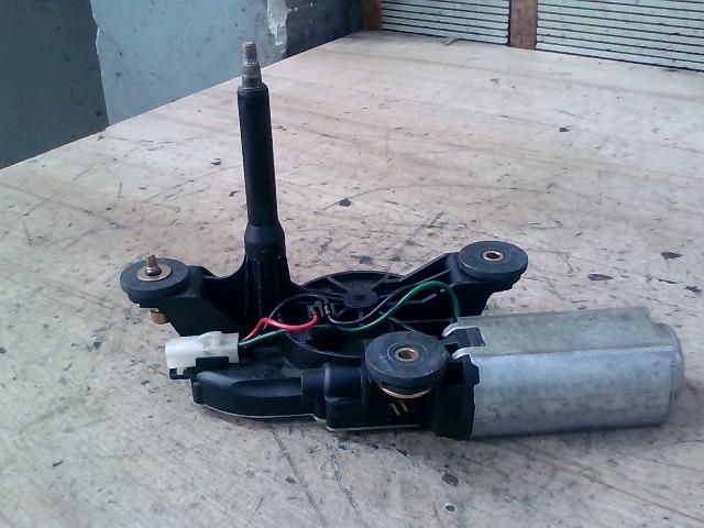 bontott FIAT PUNTO II Hátsó Ablaktörlő Motor