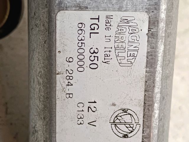 bontott FIAT PUNTO II Hátsó Ablaktörlő Motor