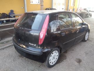 bontott FIAT PUNTO II Hátsó Lökhárító Merevítő (Fém)