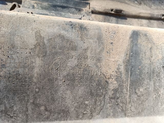 bontott FIAT PUNTO II Hátsó Lökhárító (Üresen)