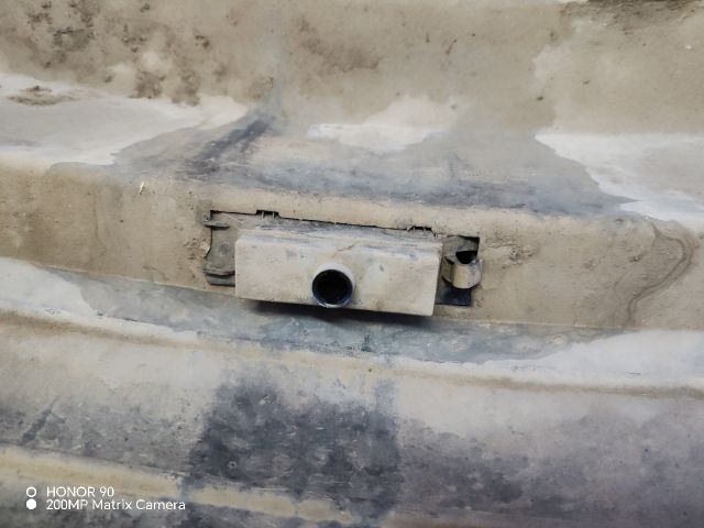 bontott FIAT PUNTO II Hátsó Lökhárító (Üresen)