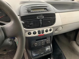 bontott FIAT PUNTO II Hátsó Ülés Szett