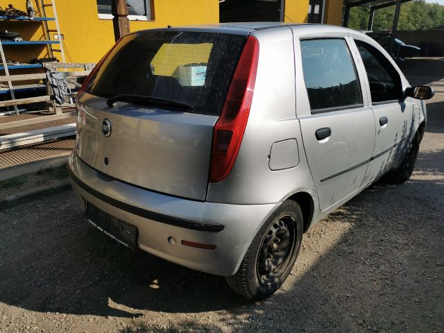 bontott FIAT PUNTO II Hátsó Ülés