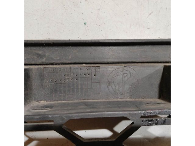 bontott FIAT PUNTO II Hűtőrács