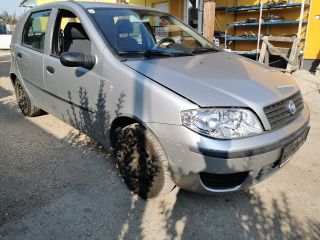 bontott FIAT PUNTO II Hűtőrács