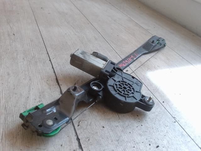 bontott FIAT PUNTO II Jobb első Ablakemelő Szerkezet (Elektromos)