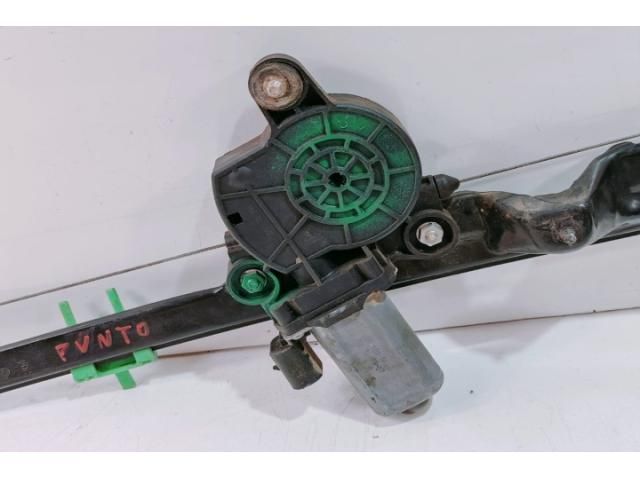 bontott FIAT PUNTO II Jobb első Ablakemelő Szerkezet (Elektromos)