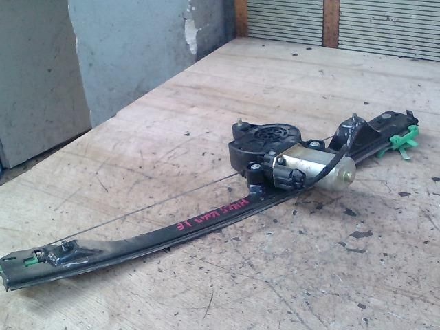 bontott FIAT PUNTO II Jobb első Ablakemelő Szerkezet (Elektromos)