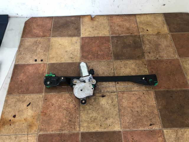 bontott FIAT PUNTO II Jobb első Ablakemelő Szerkezet (Elektromos)