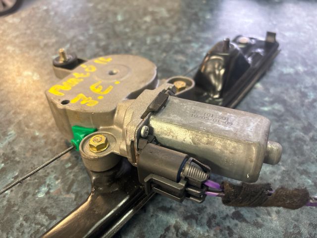 bontott FIAT PUNTO II Jobb első Ablakemelő Szerkezet (Elektromos)