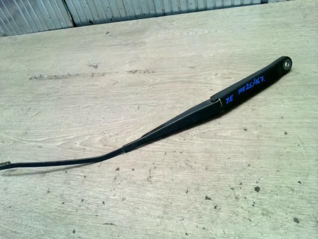 bontott FIAT PUNTO II Jobb első Ablaktörlő Kar