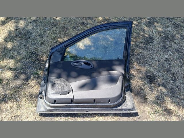 bontott FIAT PUNTO II Jobb első Ajtó (Részeivel)