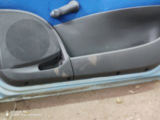 bontott FIAT PUNTO II Jobb első Ajtó (Részeivel)