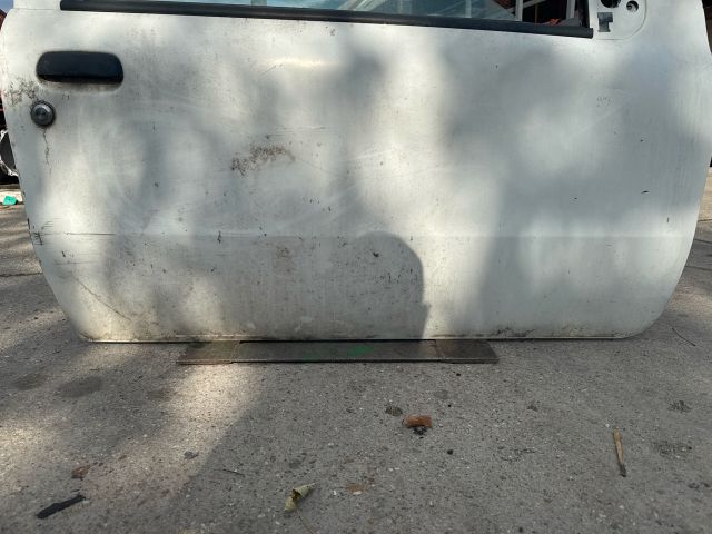 bontott FIAT PUNTO II Jobb első Ajtó (Részeivel)