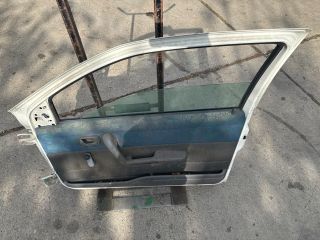 bontott FIAT PUNTO II Jobb első Ajtó (Részeivel)