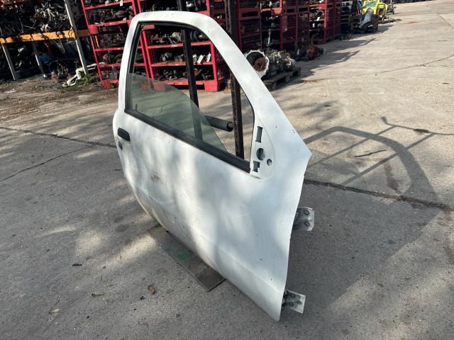 bontott FIAT PUNTO II Jobb első Ajtó (Részeivel)