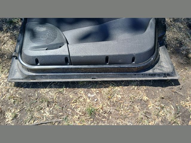 bontott FIAT PUNTO II Jobb első Ajtó (Részeivel)