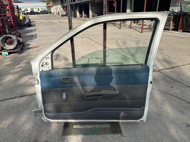 bontott FIAT PUNTO II Jobb első Ajtó (Részeivel)