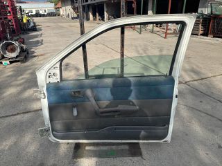 bontott FIAT PUNTO II Jobb első Ajtó (Részeivel)
