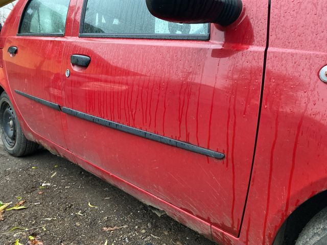 bontott FIAT PUNTO II Jobb első Ajtó (Üres lemez)
