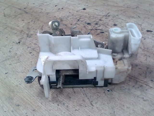 bontott FIAT PUNTO II Jobb első Ajtózár