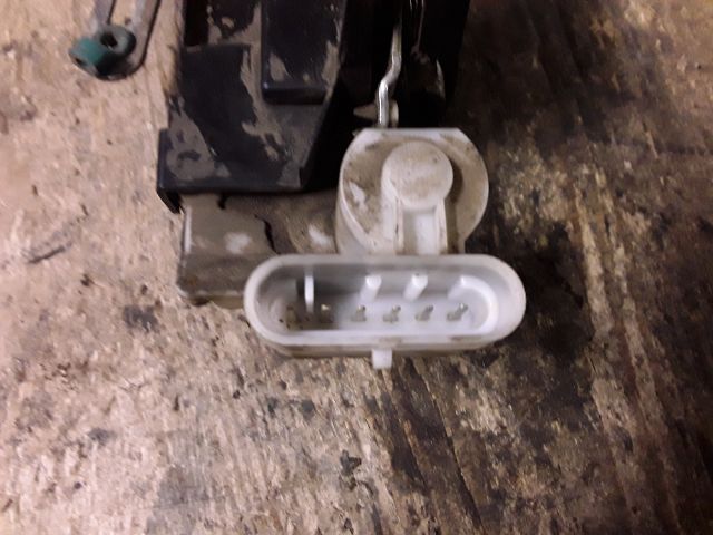 bontott FIAT PUNTO II Jobb első Ajtózár