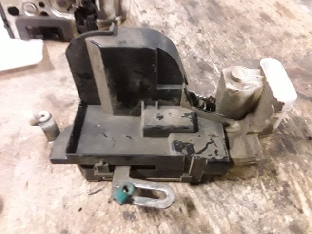 bontott FIAT PUNTO II Jobb első Ajtózár