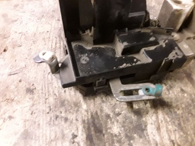 bontott FIAT PUNTO II Jobb első Ajtózár