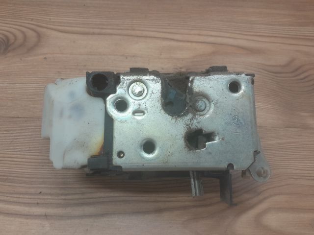 bontott FIAT PUNTO II Jobb első Ajtózár