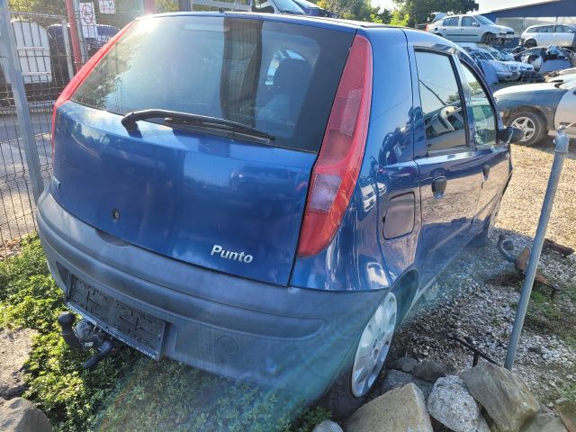 bontott FIAT PUNTO II Jobb első Gumikéder