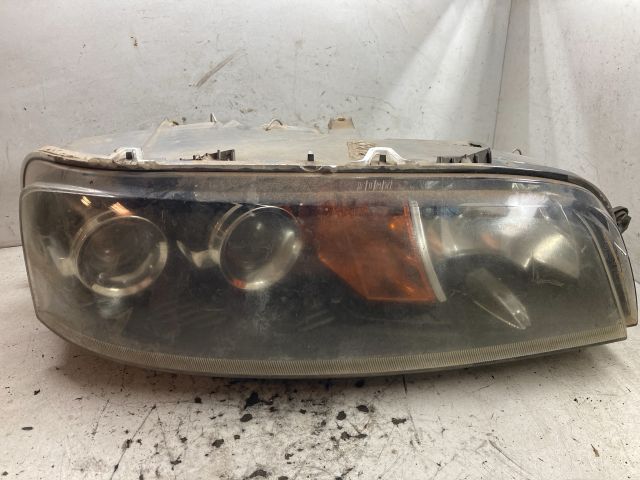 bontott FIAT PUNTO II Jobb Fényszóró