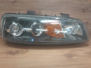 bontott FIAT PUNTO II Jobb Fényszóró