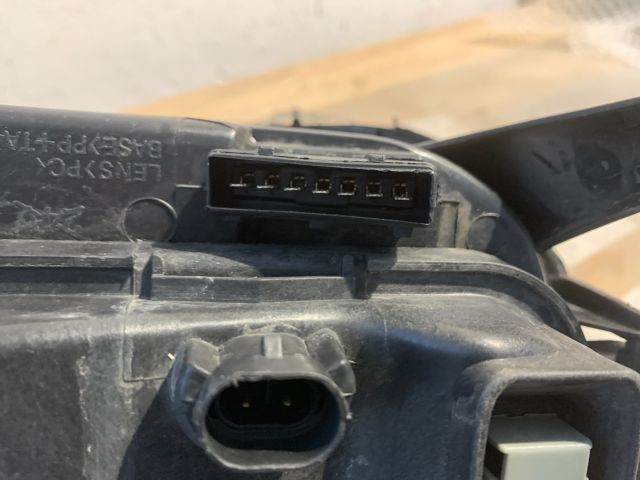 bontott FIAT PUNTO II Jobb Fényszóró