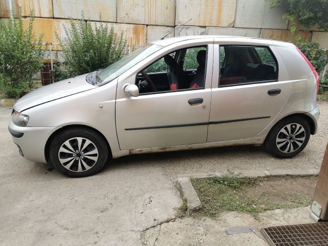 bontott FIAT PUNTO II Jobb Fényszóró