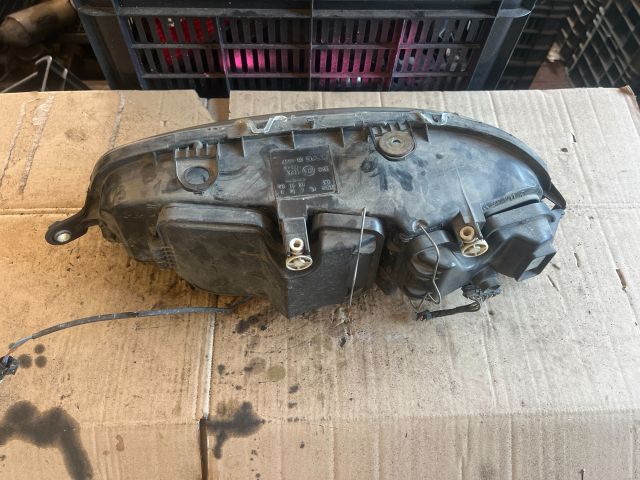 bontott FIAT PUNTO II Jobb Fényszóró