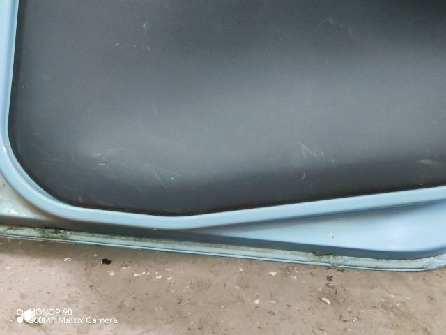 bontott FIAT PUNTO II Jobb hátsó Ajtó (Részeivel)