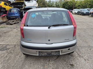 bontott FIAT PUNTO II Jobb hátsó Ajtó (Részeivel)