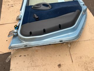 bontott FIAT PUNTO II Jobb hátsó Ajtó (Üres lemez)