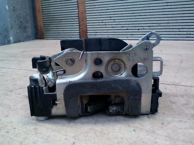 bontott FIAT PUNTO II Jobb hátsó Ajtózár