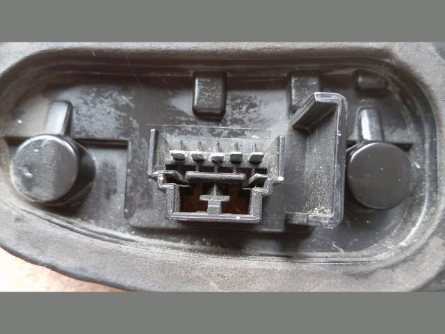 bontott FIAT PUNTO II Jobb Hátsó Lámpa Foglalat