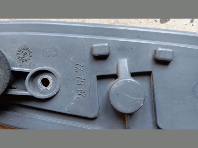 bontott FIAT PUNTO II Jobb Hátsó Lámpa Foglalat