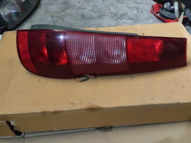 bontott FIAT PUNTO II Jobb Hátsó Lámpa