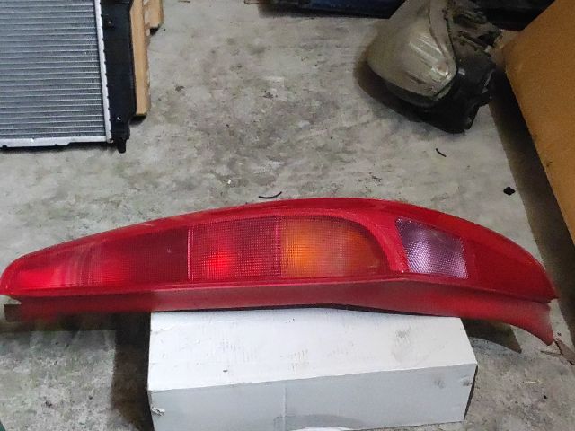 bontott FIAT PUNTO II Jobb Hátsó Lámpa