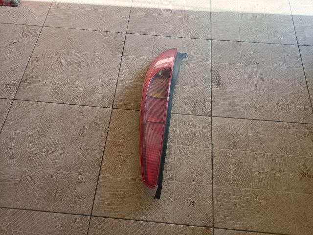 bontott FIAT PUNTO II Jobb Hátsó Lámpa