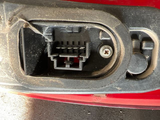 bontott FIAT PUNTO II Jobb Hátsó Lámpa