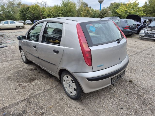 bontott FIAT PUNTO II Jobb Hátsó Lámpa